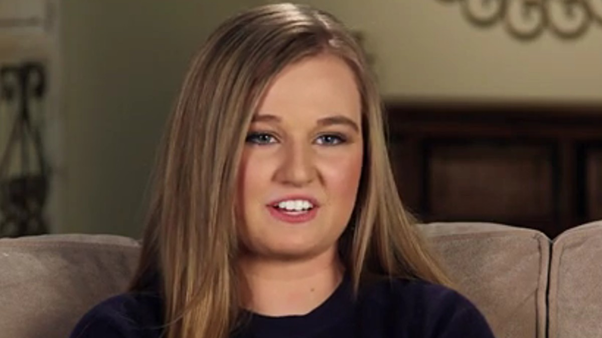 Kendra Caldwell in a Counting On confessional.