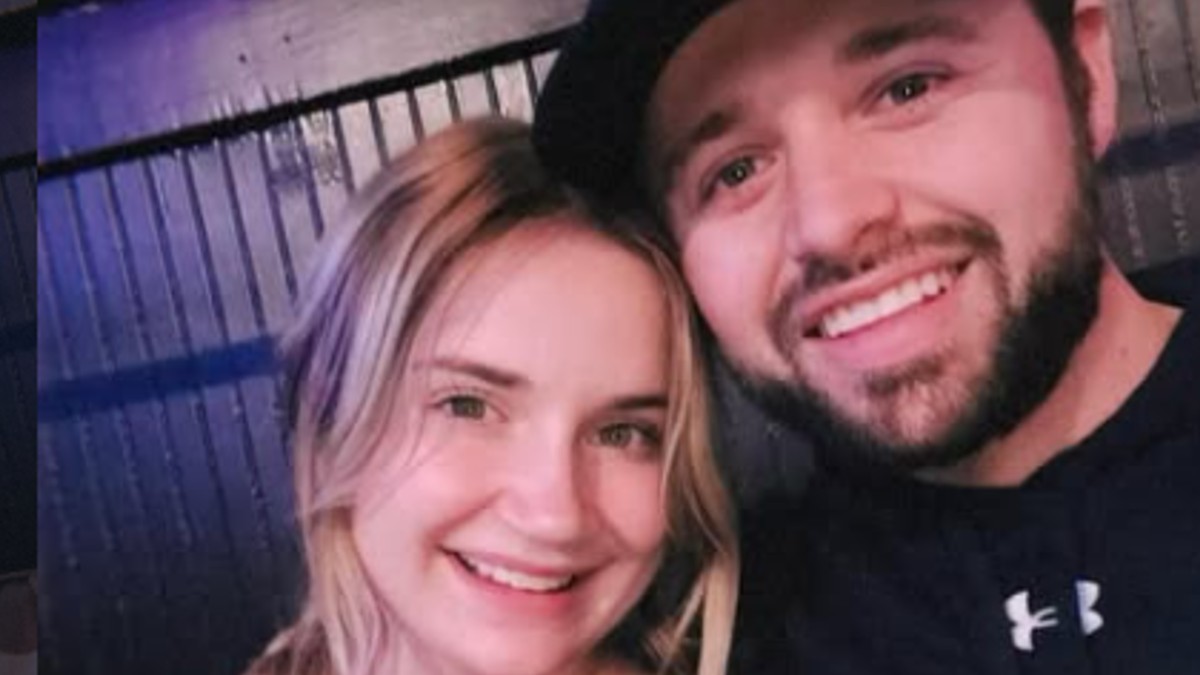 Maddie Grace Jones and Jason Duggar selfie.