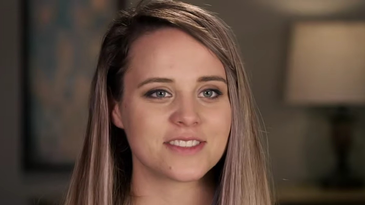 Jinger Duggar in a Counting On confessional.