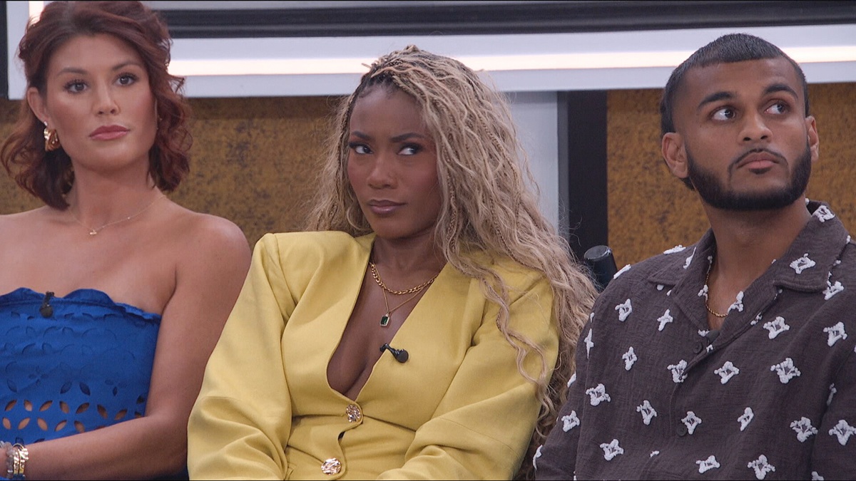 Taylor BB28 Sitting