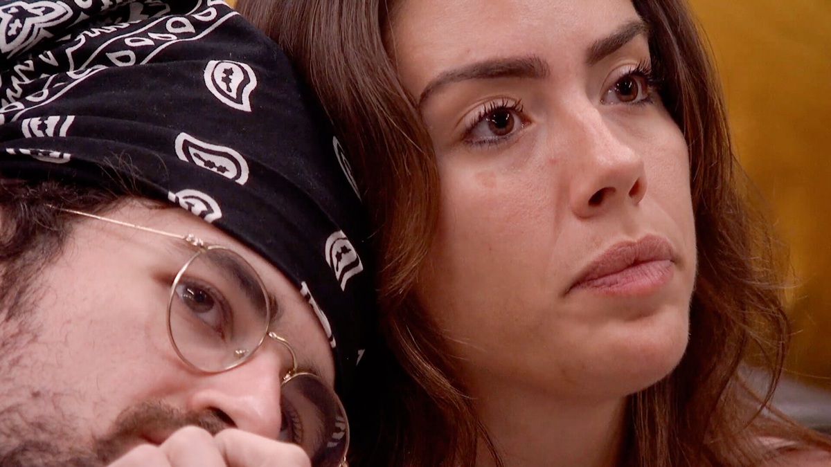 Dee And Barrett BB28